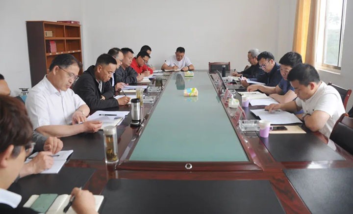 云煤（NG体育）集团总经理助理、改革办主任陈家昆一行到陆东煤矿公司开展深化国企改革三年行动专项督导