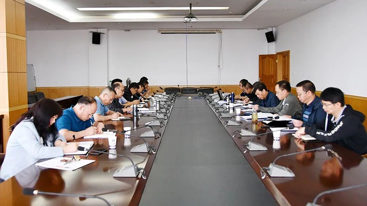 云煤（NG体育）集团党委副书记、副董事长、总经理高建嵩一行到云维集团督导调研
