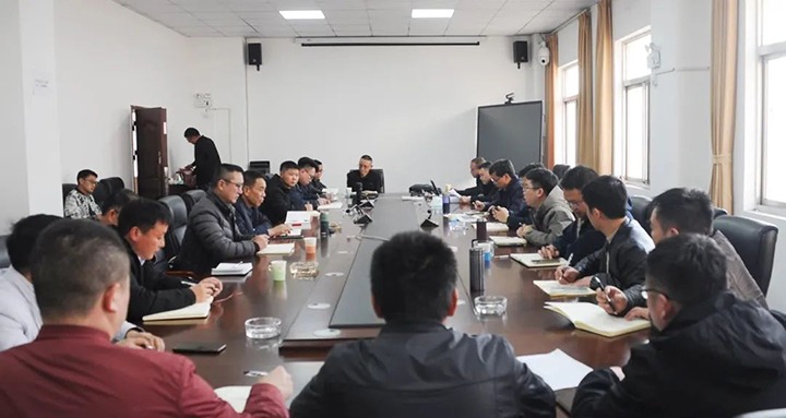 云煤（NG体育）集团党委副书记、副董事长、总经理高建嵩到陆东煤矿公司调研安全生产工作