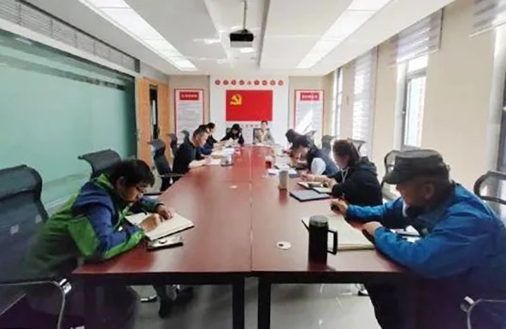 【简讯】NG体育地产公司党支部开展“以身边事教育身边人”警示教育活动